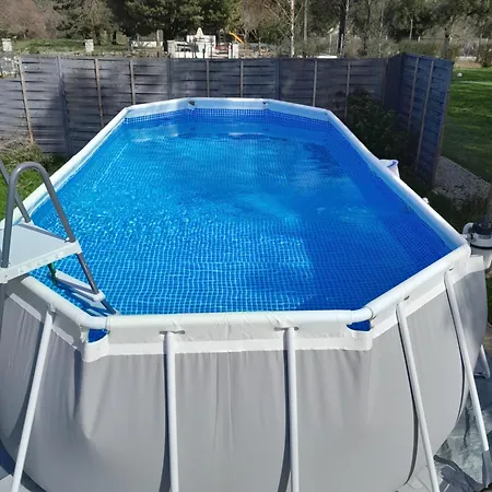 Camping Private Luxurious Glamping With Solar Heated Swimming Pool Tv And Wi-fi *